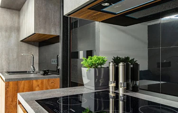 Jakie kolory ścian najlepiej pasują do szarych mebli kuchennych?